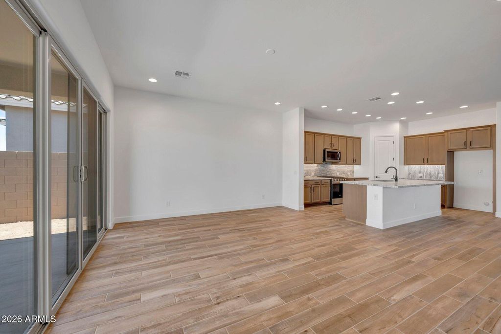 2928 E MANZANILA Avenue, San Tan Valley, AZ 85140 — photo 4