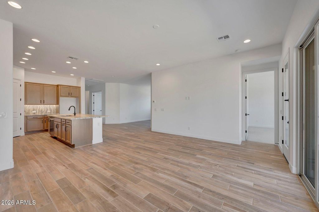 2928 E MANZANILA Avenue, San Tan Valley, AZ 85140 — photo 5