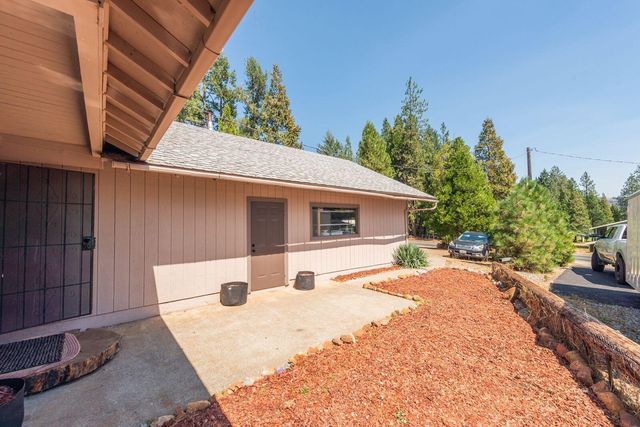 230 Mary Avenue, Trinity Center, CA 96091