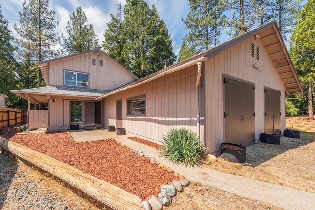 230 Mary Avenue, Trinity Center, CA 96091