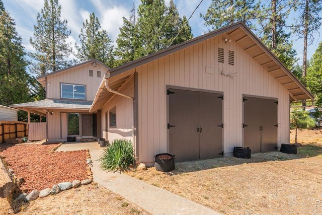 230 Mary Avenue, Trinity Center, CA 96091