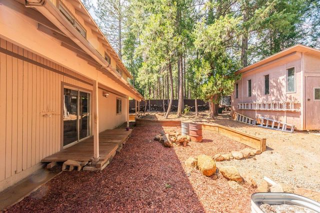 230 Mary Avenue, Trinity Center, CA 96091