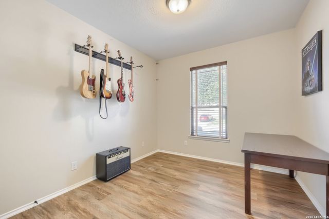 13335 Loma Sierra, San Antonio, TX 78233
