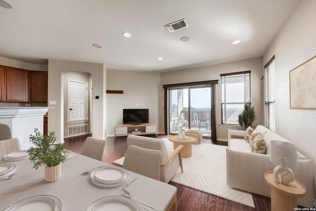 13335 Loma Sierra, San Antonio, TX 78233