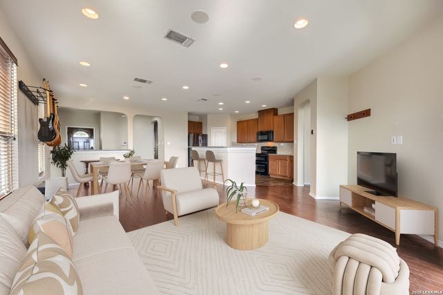 13335 Loma Sierra, San Antonio, TX 78233