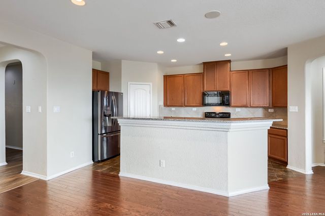 13335 Loma Sierra, San Antonio, TX 78233