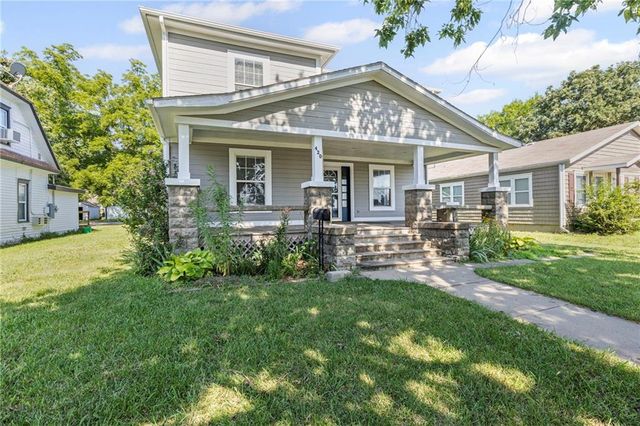 420 S Walnut Street, Ottawa, KS 66067