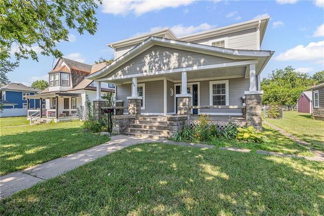 420 S Walnut Street, Ottawa, KS 66067