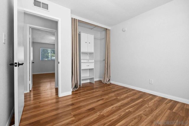 10628 Queen Jessica Ln, Santee, CA 92071