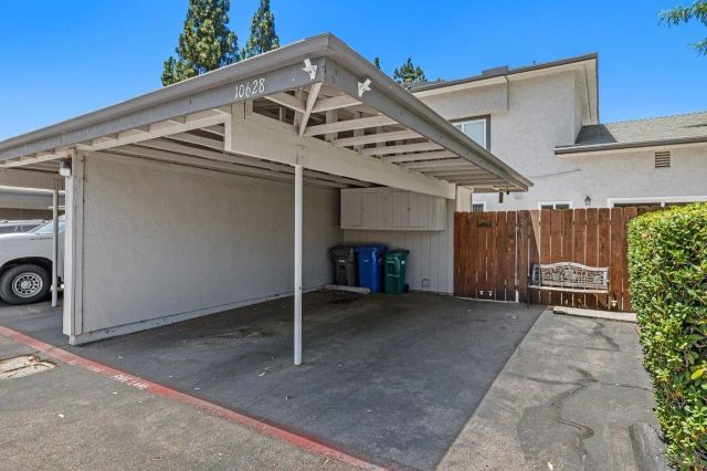 10628 Queen Jessica Ln, Santee, CA 92071