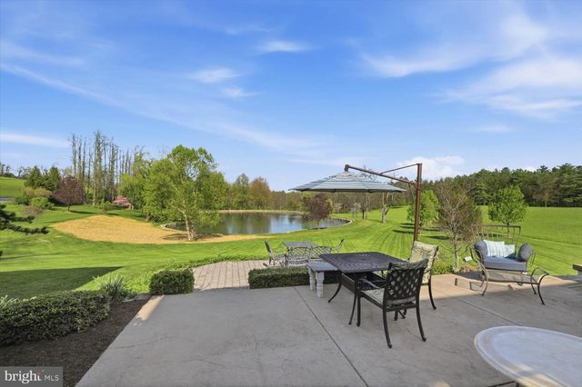 128 KINDT CORNER RD, Shoemakersville, PA 19555