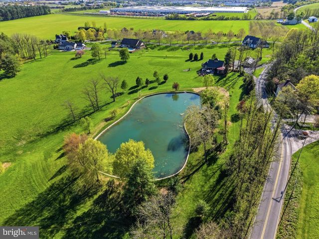 128 KINDT CORNER RD, Shoemakersville, PA 19555