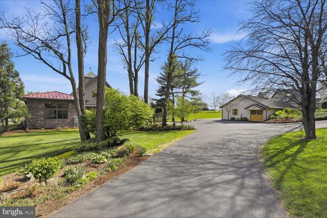 128 KINDT CORNER RD, Shoemakersville, PA 19555