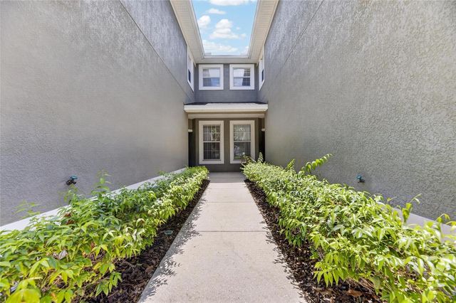 2224 KINGS PALACE DRIVE, Riverview, FL 33578
