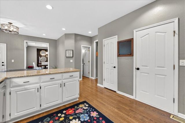 15173 W 154th Terrace, Olathe, KS 66062