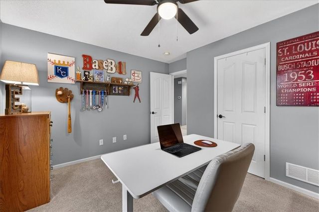 15173 W 154th Terrace, Olathe, KS 66062