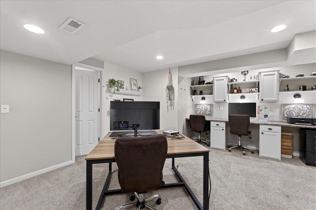 15173 W 154th Terrace, Olathe, KS 66062