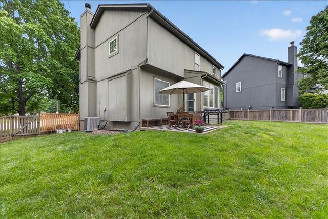 15173 W 154th Terrace, Olathe, KS 66062