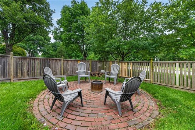 15173 W 154th Terrace, Olathe, KS 66062