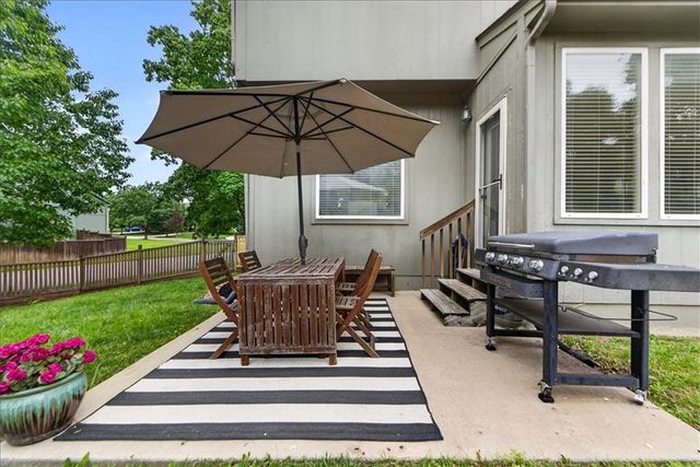 15173 W 154th Terrace, Olathe, KS 66062