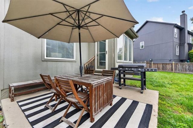 15173 W 154th Terrace, Olathe, KS 66062