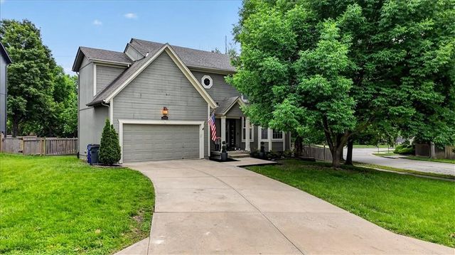 15173 W 154th Terrace, Olathe, KS 66062