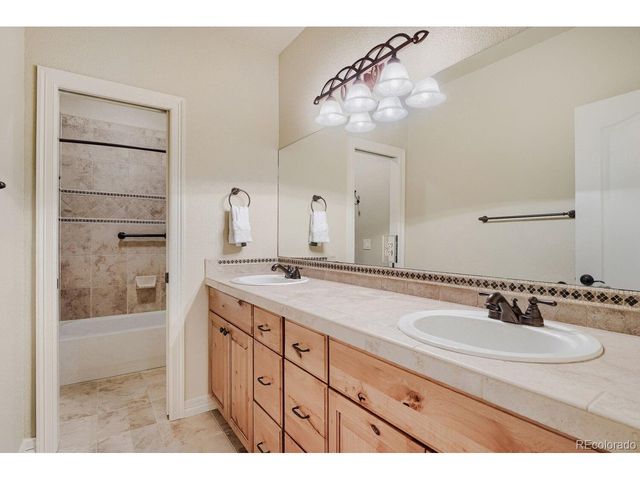 552 Wenlock Ct, Castle Rock, CO 80104