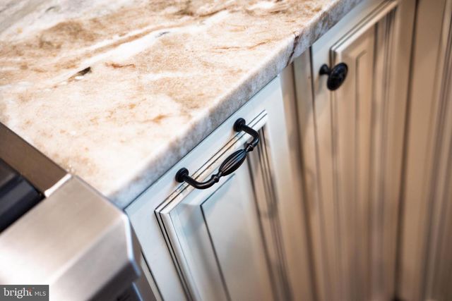 98 ALEXANDER DR, Barnegat, NJ 08005