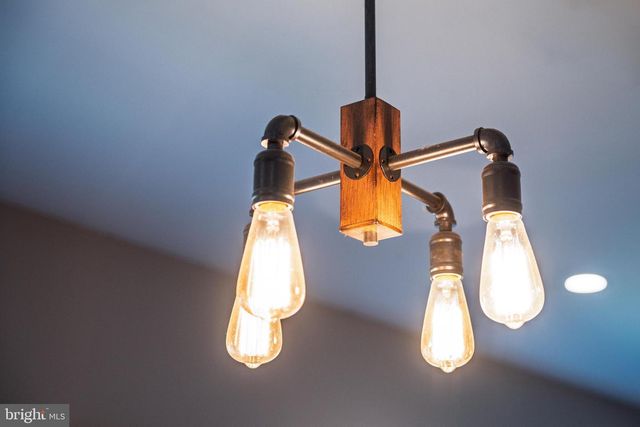 98 ALEXANDER DR, Barnegat, NJ 08005