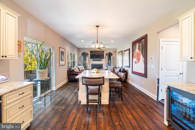 98 ALEXANDER DR, Barnegat, NJ 08005