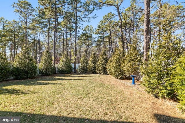 98 ALEXANDER DR, Barnegat, NJ 08005