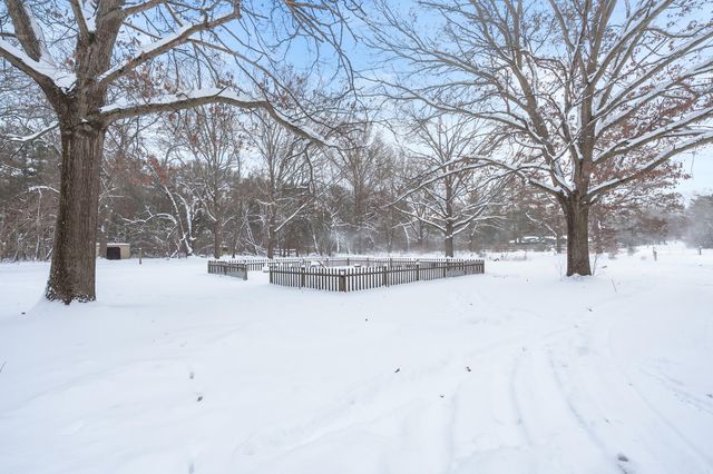 2528 Vanderbilt Avenue, Portage, MI 49024