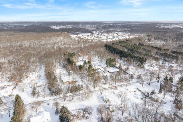 2528 Vanderbilt Avenue, Portage, MI 49024