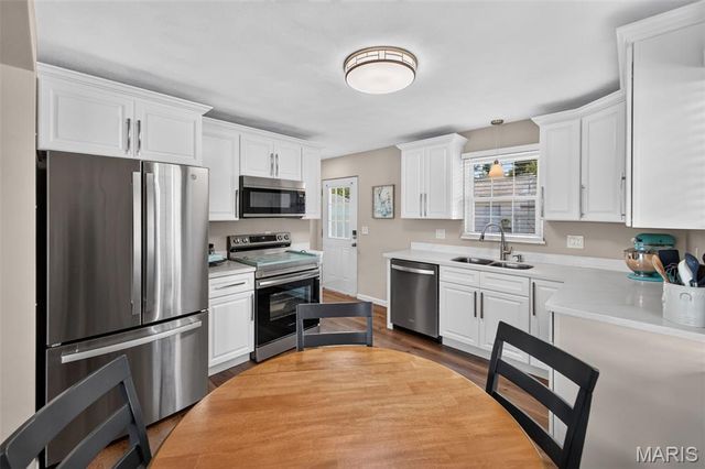 633 N Briegel Street, Columbia, IL 62236