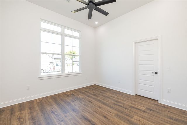 1618 N Pershing Street, Fayetteville, AR 72704