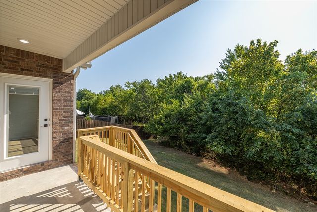 1618 N Pershing Street, Fayetteville, AR 72704
