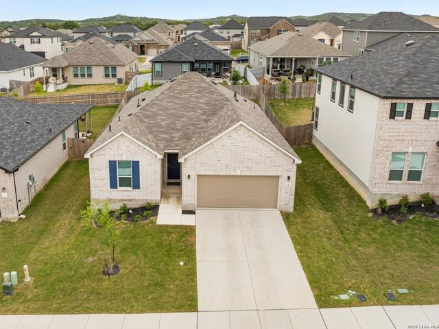 110 MISSION LAKE RD, Boerne, TX 78006