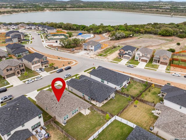 110 MISSION LAKE RD, Boerne, TX 78006