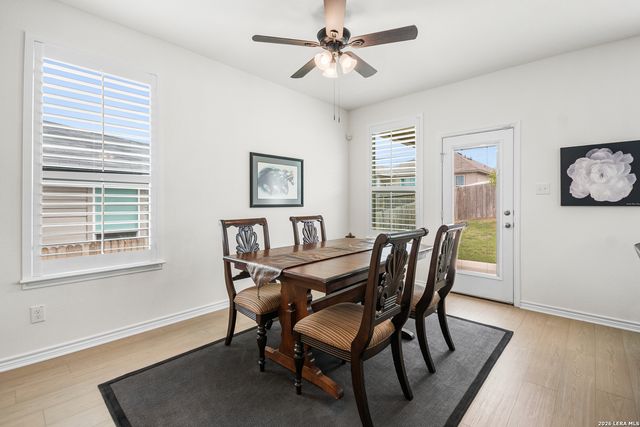 110 MISSION LAKE RD, Boerne, TX 78006