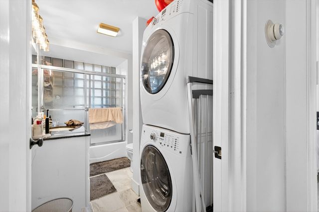 448 Park Drive 1, Boston, MA 02215