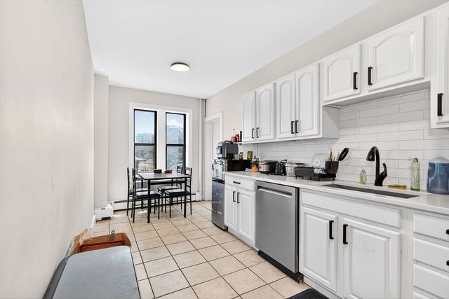 448 Park Drive 1, Boston, MA 02215