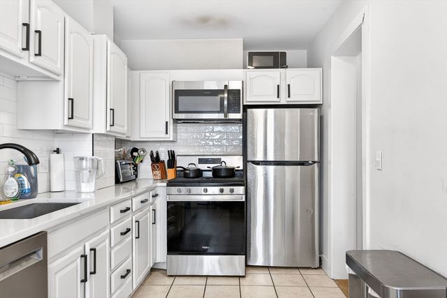 448 Park Drive 1, Boston, MA 02215