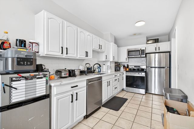 448 Park Drive 1, Boston, MA 02215