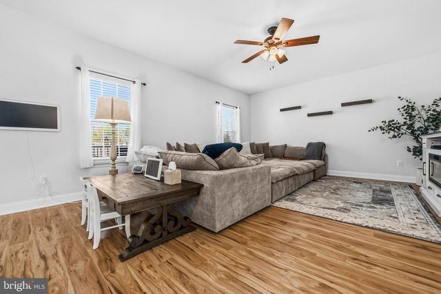 809 JANET DALE LN, Severn, MD 21144