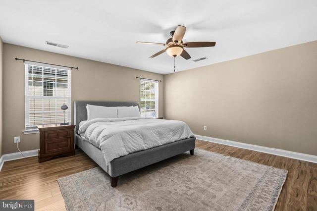 809 JANET DALE LN, Severn, MD 21144