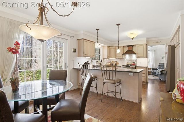 7920 Thornwood Street, Canton, MI 48187