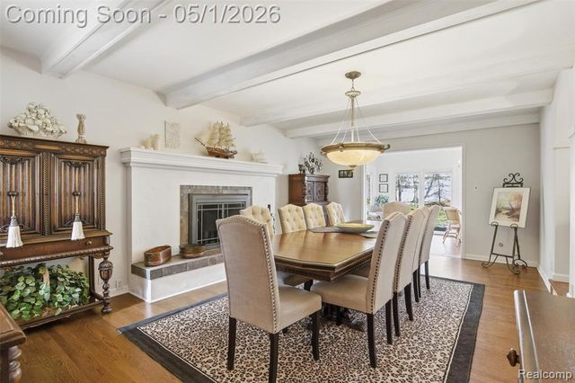 7920 Thornwood Street, Canton, MI 48187