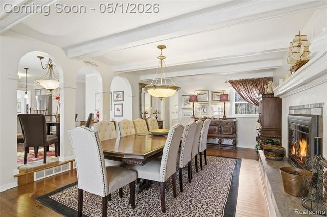 7920 Thornwood Street, Canton, MI 48187