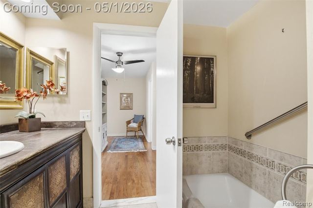 7920 Thornwood Street, Canton, MI 48187