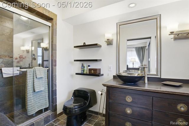 7920 Thornwood Street, Canton, MI 48187